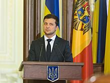 Портрет деда Зеленского пронесли в колонне «Бессмертного полка» в Донецке