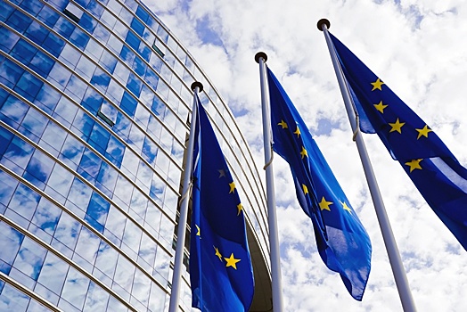 Европарламент выставил условия принятия Сербии в ЕС