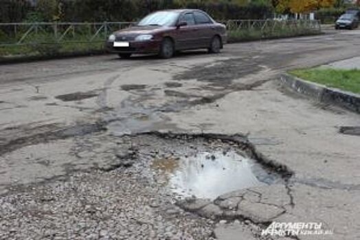 Убитую дорогу под Спасском-Рязанским наконец-то начали ремонтировать