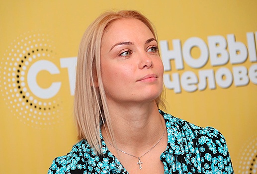 Фото: Татьяна Арнтгольц поучаствовала в марафоне "честных" селфи российских актрис