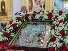 В пасхальных богослужениях Саратова приняли участие 35 тысяч прихожан