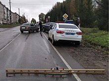 В Омутнинске столкнулось три легковушки