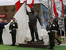 Под Ярославлем открылся памятник "Макарыч"