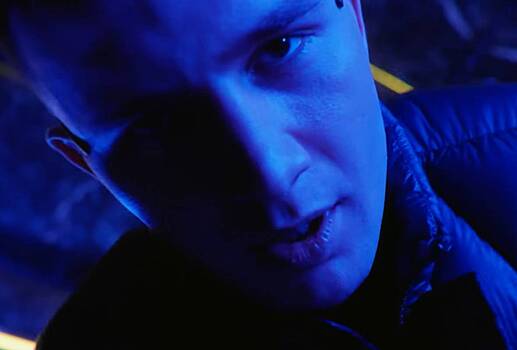 Популярного российского рэпера проверят после воровского тоста на концерте