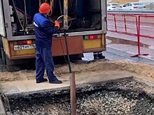 Возле Казанского цирка ликвидировали провал асфальта на сетях "Водоканала"