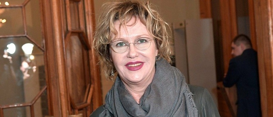 Ирина Розанова. Из костюмерши в актрисы, неудачная беременность и мужья. Как жив
