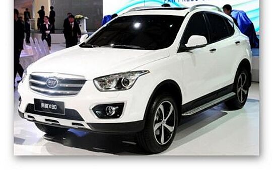 Продажи "китайцев" показали первый рост за год