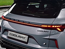 В Geely опровергли жалобы на разрушение задних стекол