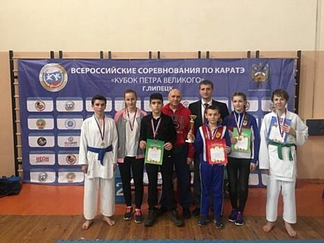 Орловские каратисты привезли 21 медаль с «Кубка Петра Великого»