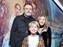 Учитель появился на премьере с детьми и без Пересильд, Киркоров — с дочерью, «забыв» сына дома