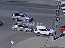 «Не пропустил наглого»: в Терновке принципиальный водитель попал в ДТП