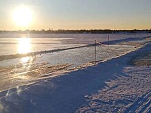 В Свободном автомобилисты пытаются воспользоваться закрытой переправой