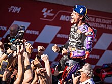 Мартин – чемпион MotoGP, «Альпин» с моторами «Мерседеса», смена гоночного директора «Ф-1», анонс исторического шоу и другие новости автоспорта за неделю
