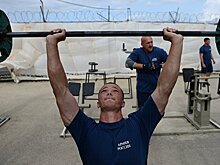 Жители четырех стран НАТО хотели бы быть под защитой России, показал опрос