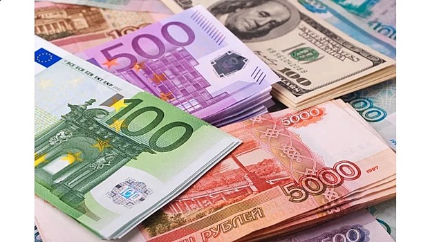 Еврокомиссия и Минфин РФ обсудили перевод расчетов на рубли и евро