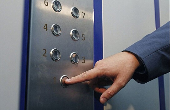 Роман Старовойт: “Лифты изношены, в них страшно ездить”