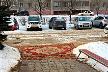 В Липецке вместо плитки на дорогу положили ковёр