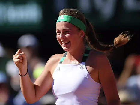 Латвийских спортсменов лишили госвыплат из-за участия в турнирах вместе с россиянами