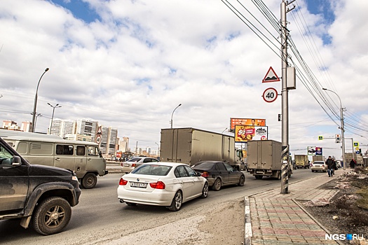 Праворукие не сдаются: в Новосибирске обнаружили 250 тысяч «японок» с неправильным рулем