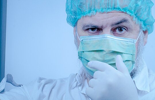 Более 300 астраханских медработников, пострадавших от коронавируса, получили страховые выплаты