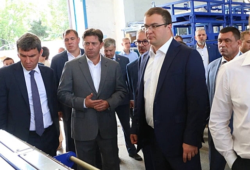 Виталий Хоценко открыл в Омске новый цех по производству печатных плат