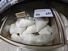 Торговые сети сообщили о снижении ажиотажного спроса на сахар в Москве