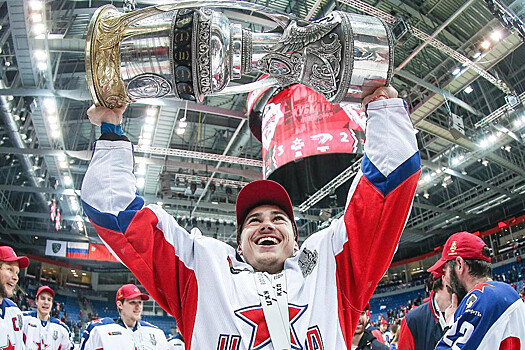 Интервью с защитником Александром Романовым о «Монреале» и переезде в НХЛ