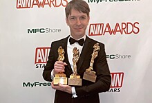 Россиянин получил сразу три «порно-Оскара»