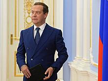 Медведев всемогущий: «Я не позволю увольнять людей старших возрастов»