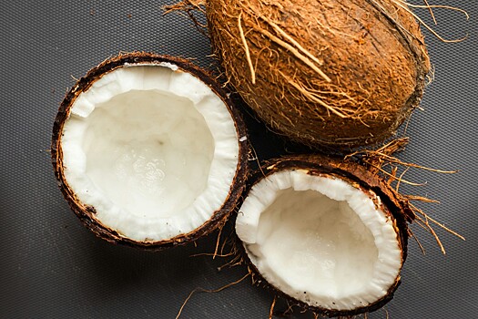 Нулевую ставку ввозной таможенной пошлины на стружку кокоса продлили до 2027 года
