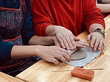 Оренбургский музей скульптуры имени Петиных запустил инклюзивную программу для подростков-аутистов