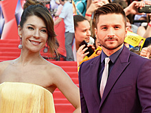 Знаменитости, которые учились в одной школе