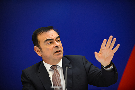 Карлос Гон потребовал у Nissan 1 миллиард долларов за «глубокий урон»