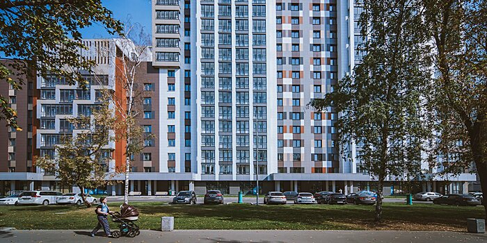 Программа реновации: Жильцы дома на Коровинском шоссе в САО получили квартиры в новостройках