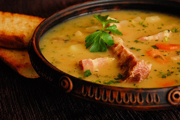 Рецепт горохового супа со свиными ребрышками