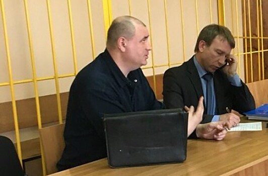 Полицейского из Нижнего Новгорода осудили за то, что ударил девушку