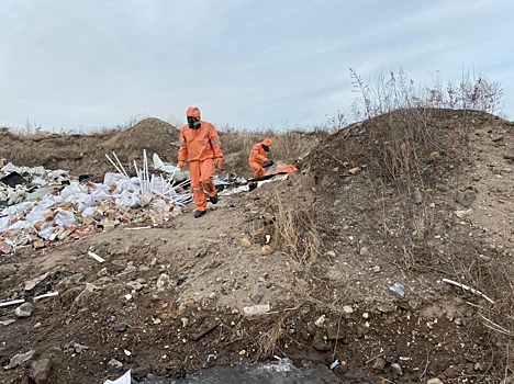 Урны с химотходами нашли на свалке в Красноярске