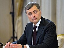 Волкер удовлетворен встречей с Сурковым