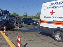 В столкновении с фурой в Гагаринском районе Саратова погибли два человека