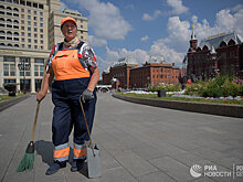 Что знает дворник, который 20 лет метет Манежную площадь