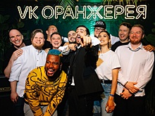 В оранжерее ВДНХ состоялся акустический концерт JONY & VK