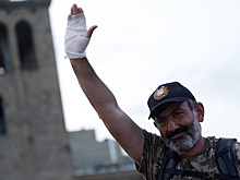 Лидеру армянской оппозиции открыли путь к власти