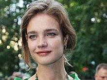 Наталья Водянова поддержала молодую певицу