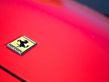 Ferrari планирует устанавливать рули в стиле Формулы-1 в дорожные автомобили