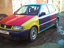 Редкий VW Polo Harlekin продают по цене двух айфонов