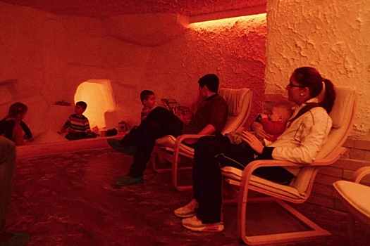 Врач объяснил пользу соляных пещер