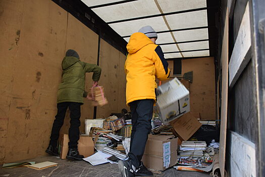 Выселковские школьники собрали более 300 кг макулатуры (фоторепортаж)