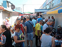В освобожденных городах и населенных пунктах Харьковской области начали работать центральные рынки