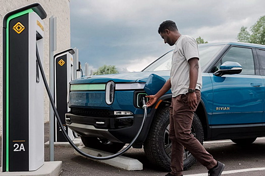 Почти половина покупателей электрокаров в США вернутся к ДВС