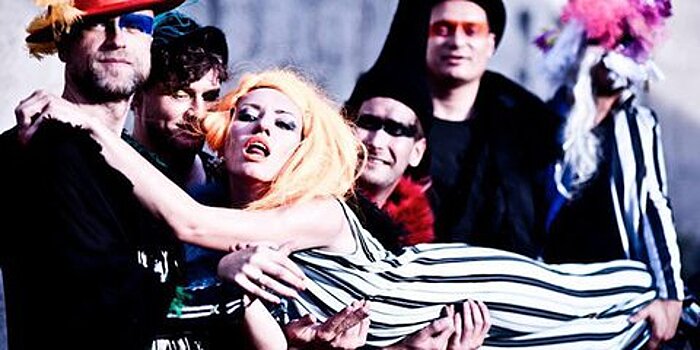 Группа Easy M: "Поменьше смури, побольше смузи!"